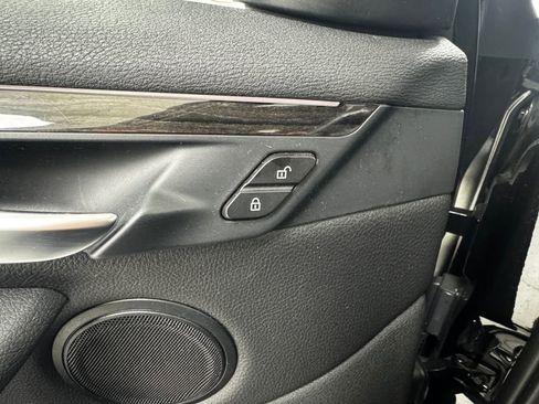 Used 2018 BMW X1 xDrive28i w/ Convenience Package image 24