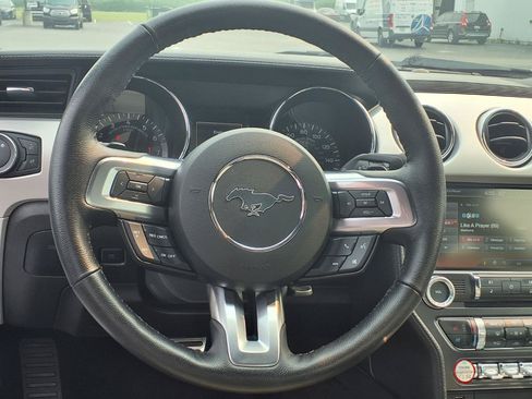 Used 2015 Ford Mustang Premium w/ Equipment Group 201A RWD image 27