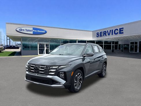 Used 2025 Hyundai Tucson Limited FWD image 4