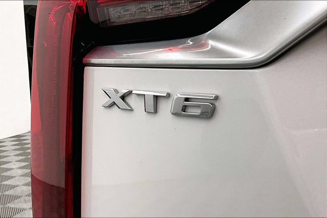 Used 2023 Cadillac XT6 Premium Luxury AWD/4WD image 9