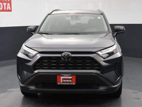 Used 2025 Toyota RAV4 LE AWD/4WD image 7