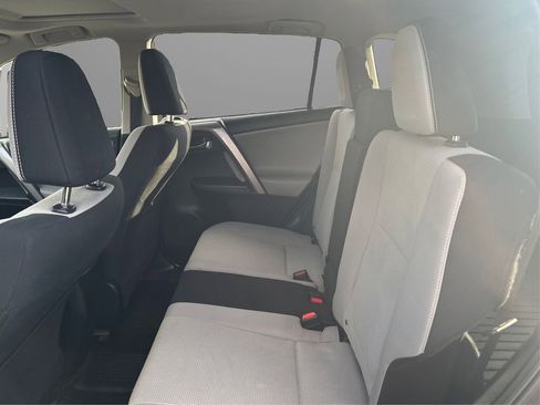 Used 2018 Toyota RAV4 XLE image 10