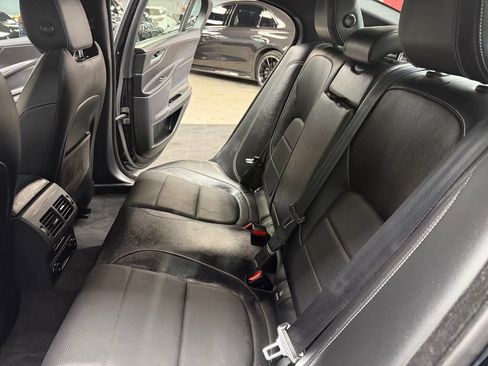 Used 2018 Jaguar XE S RWD image 39