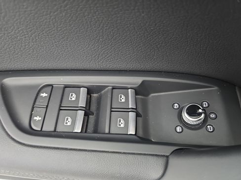 Used 2019 Audi Q5 2.0T Premium Plus w/ Premium Plus Package image 28