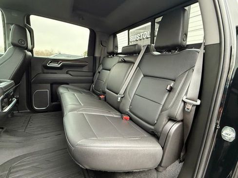 Used 2022 GMC Sierra 1500 SLT w/ SLT Premium Plus Package AWD/4WD image 23