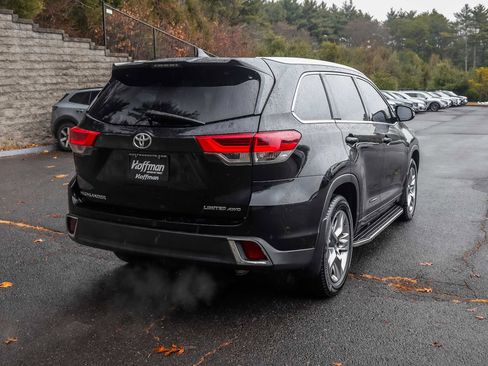 Used 2019 Toyota Highlander Limited image 5