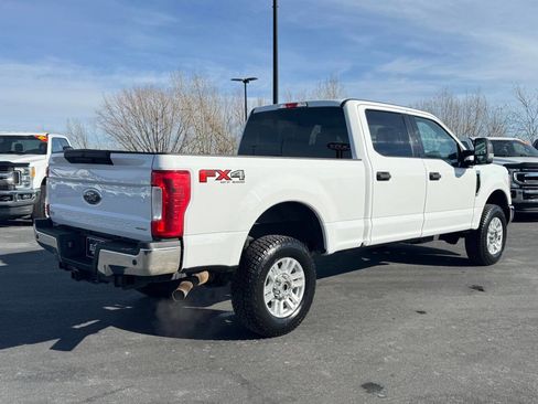 Used 2017 Ford F250 XLT w/ XLT Value Package image 6