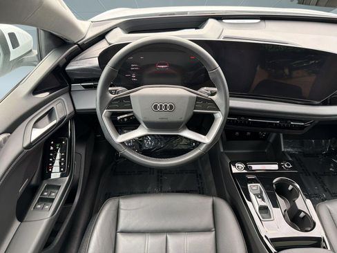 Used 2025 Audi A6 e-tron Premium Plus w/ Premium Plus RWD image 29