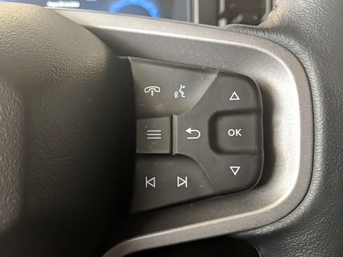 Used 2025 Ford Bronco Badlands image 15