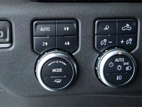 Used 2022 GMC Sierra 1500 SLT w/ SLT Premium Package AWD/4WD image 23