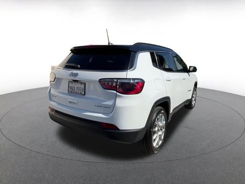 Used 2025 Jeep Compass Limited image 14