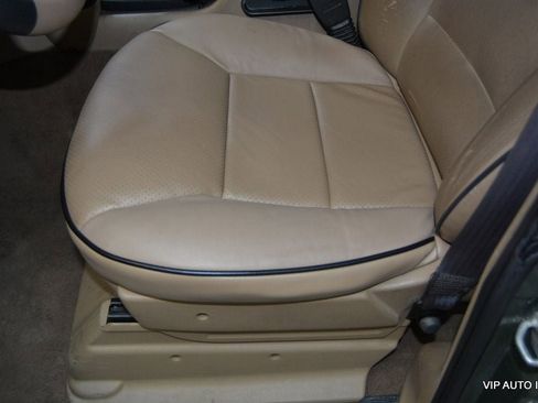 Used 2000 Land Rover Discovery image 17