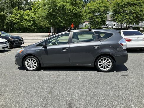 Used 2012 Toyota Prius V Five FWD image 8