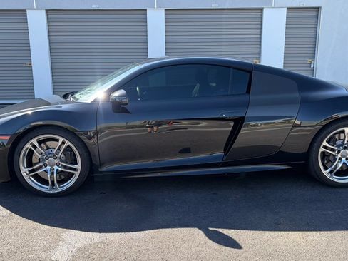 Used 2012 Audi R8 V10 AWD/4WD image 2