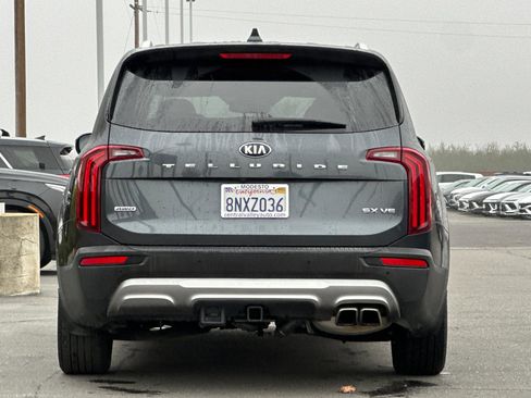 Used 2020 Kia Telluride SX w/ SX Prestige Package image 5