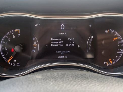 Used 2014 Jeep Grand Cherokee Limited image 32