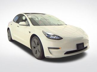 Used 2023 Tesla Model 3 Standard Range video 1