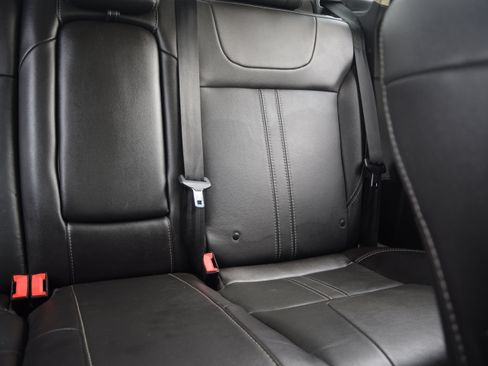 Used 2014 Ford Focus SE w/ Equipment Group 201A FWD image 17