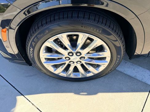 Used 2021 Cadillac XT6 Premium Luxury image 18