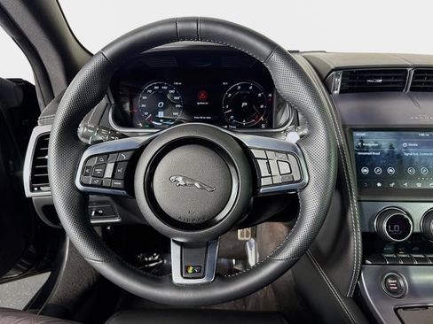 Certified 2023 Jaguar F-TYPE R AWD/4WD image 12