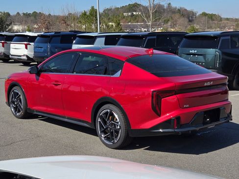 New 2025 Kia K4 GT-Line image 5