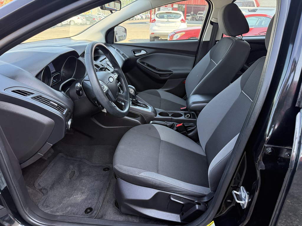 Used 2014 Ford Focus SE FWD image 9