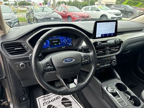 Used 2020 Ford Escape SE Sport AWD/4WD image 15