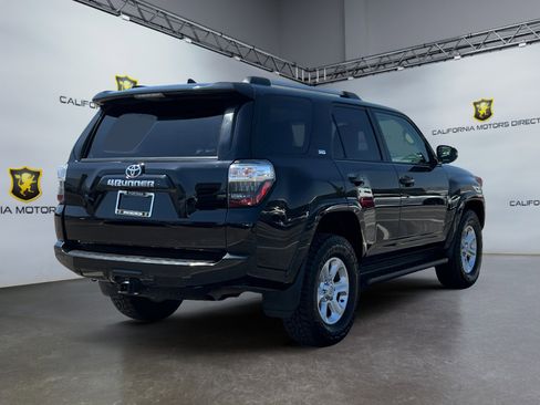 Used 2023 Toyota 4Runner SR5 Premium image 5