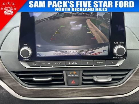 Used 2024 Nissan Altima 2.5 SV image 26