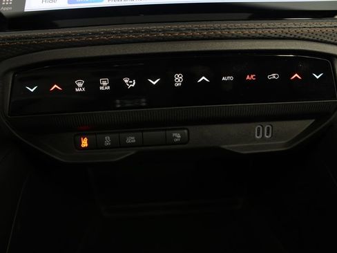 New 2026 Jeep Cherokee Limited AWD/4WD image 6