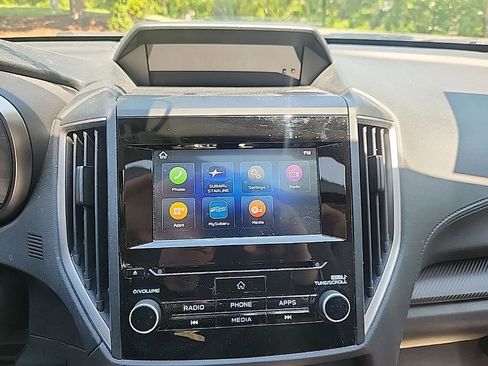 Used 2019 Subaru Crosstrek 2.0i Premium w/ Moonroof Package AWD/4WD image 10