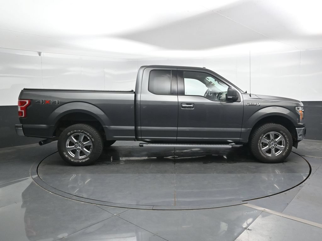Used 2018 Ford F150 XLT w/ Equipment Group 302A Luxury AWD/4WD image 4