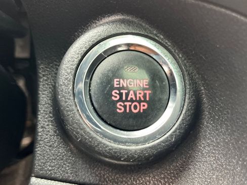 Used 2019 Subaru Ascent Touring w/ Popular Package #3 image 18