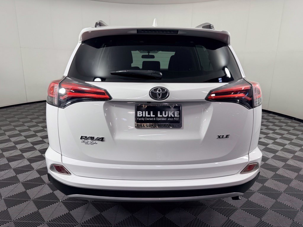 Used 2016 Toyota RAV4 XLE FWD image 9