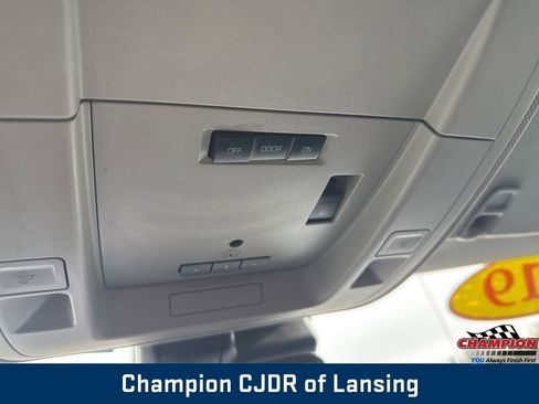 Used 2019 Chevrolet Silverado 2500 High Country w/ Duramax Plus Package image 36