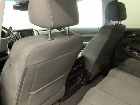 Used 2019 Chevrolet Tahoe LS w/ Enhanced Driver Alert Package AWD/4WD image 8