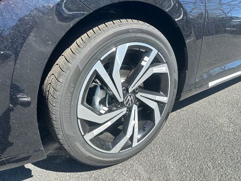 New 2026 Volkswagen Jetta SEL FWD image 2