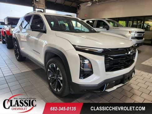 Used 2025 Chevrolet Equinox RS w/ Safety and Technology Package FWD image 1