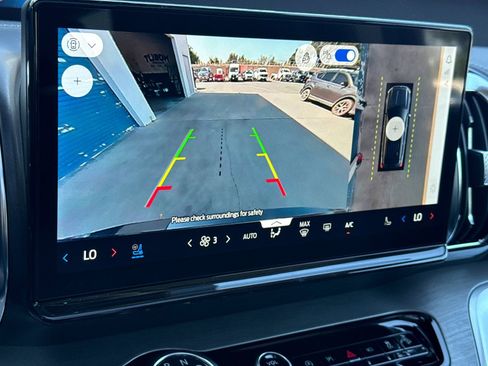 New 2026 Ford Expedition Max Platinum AWD/4WD image 23
