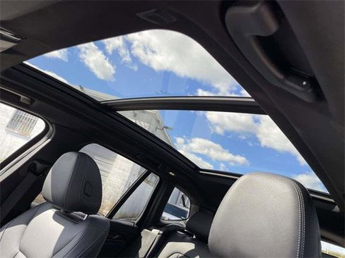 Used 2022 BMW X3 xDrive30i w/ Convenience Package image 19