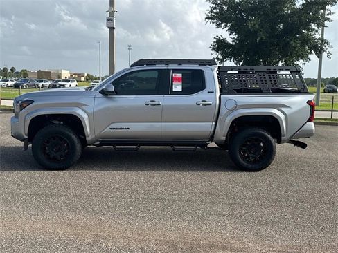 New 2025 Toyota Tacoma SR5 image 7