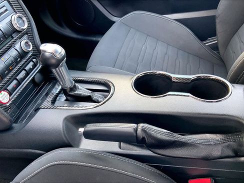 Used 2017 Ford Mustang Coupe w/ Ecoboost Performance Package image 15