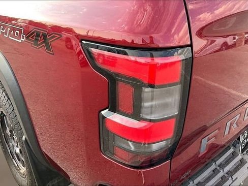 Used 2022 Nissan Frontier PRO-4X AWD/4WD image 28