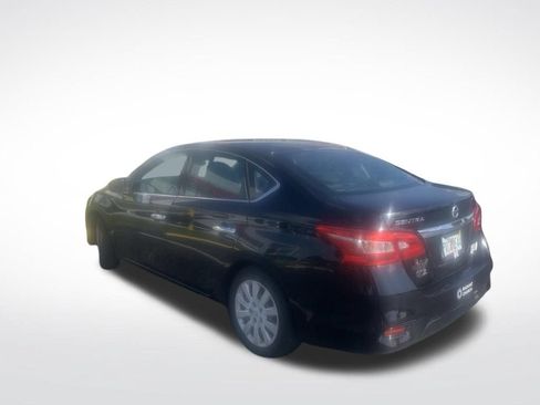 Used 2019 Nissan Sentra S FWD image 4