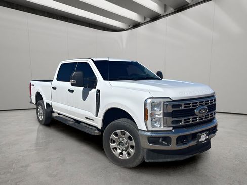 Used 2024 Ford F250 XLT image 7