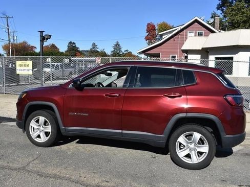 Used 2025 Jeep Compass Limited AWD/4WD image 5