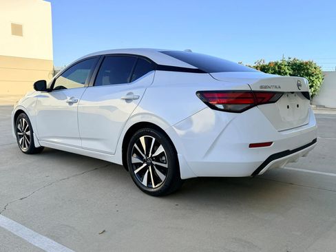 Used 2024 Nissan Sentra SV w/ SV Premium Package image 8