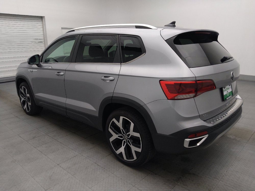 Used 2023 Volkswagen Taos SEL AWD/4WD image 3