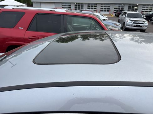 Used 2017 Honda CR-V EX image 6