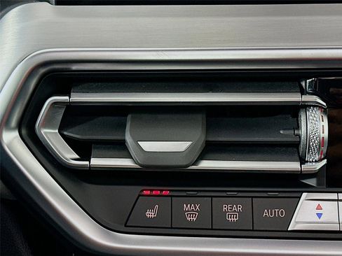 Used 2024 BMW X3 M40i w/ Premium Package image 21